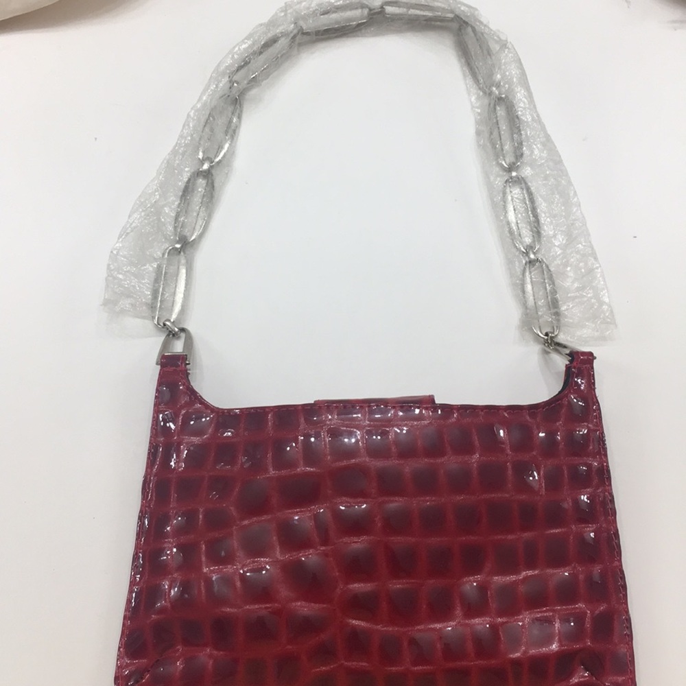 This is an ALC handbag in very good condition.